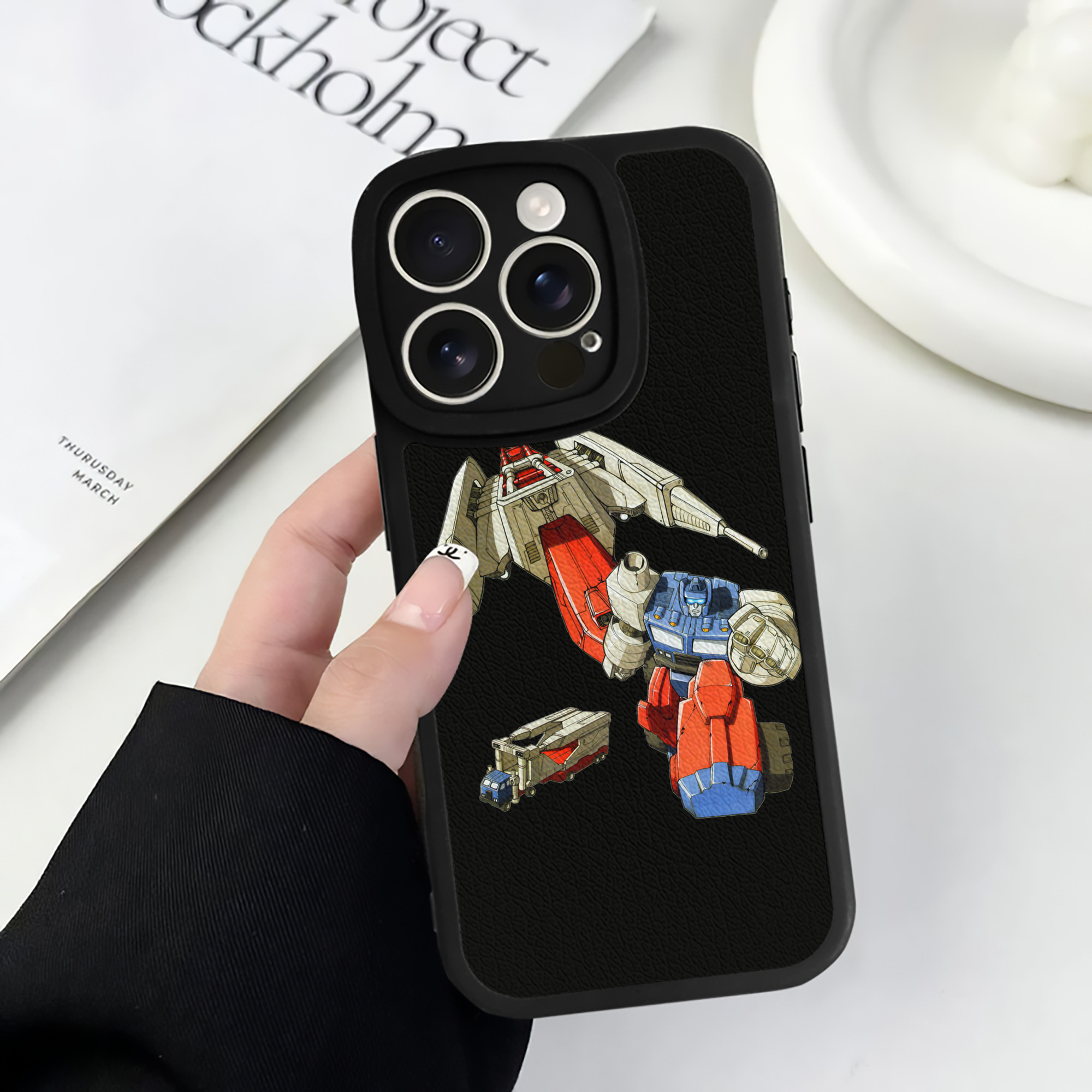 （画像用）  【iPhone 16シリーズ対応】シリコンスマホケース（レザー調） 材質：シリコン